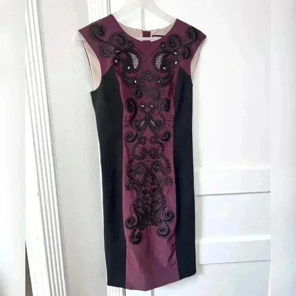 Karen Millen Black Maroon Signature Embroidered Cocktail Dress NEW - Picture 1 of 7